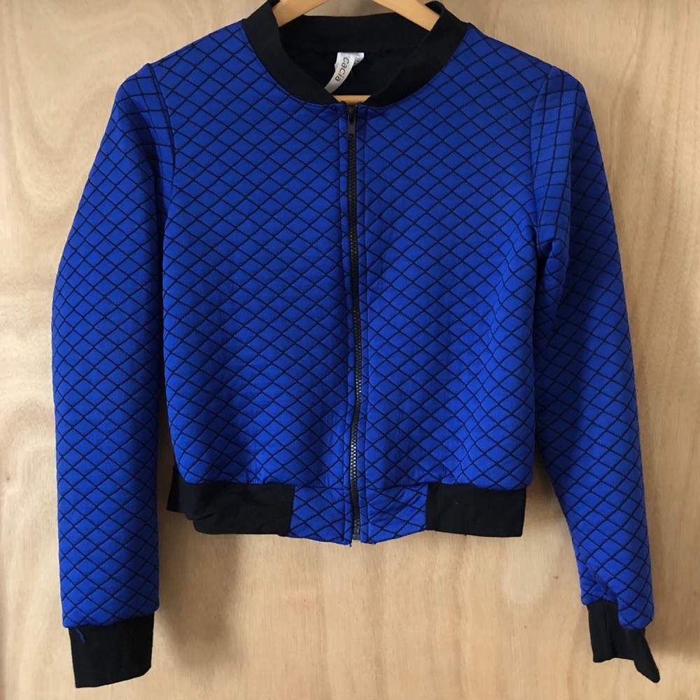 Cacia Quilted Pattern ZIP Jacket